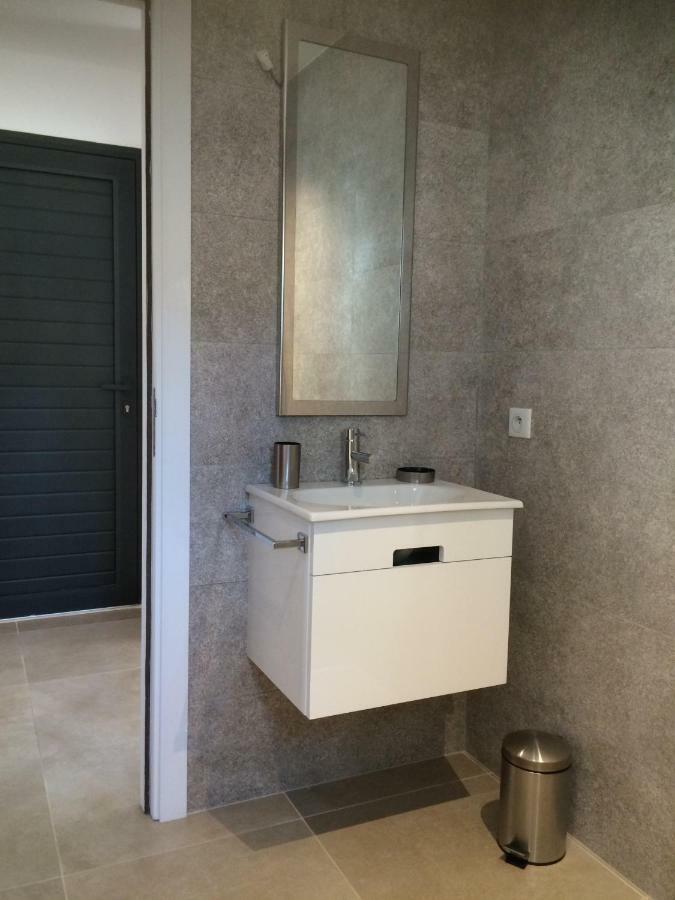 Villa Lucienne Bandol , T2 4 Etoiles Avec Garage, Dans Les Calanques Exteriör bild